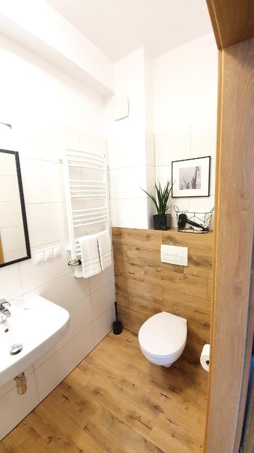 Sleep Port B&B - Bezplatny Parking Gdansk Luaran gambar